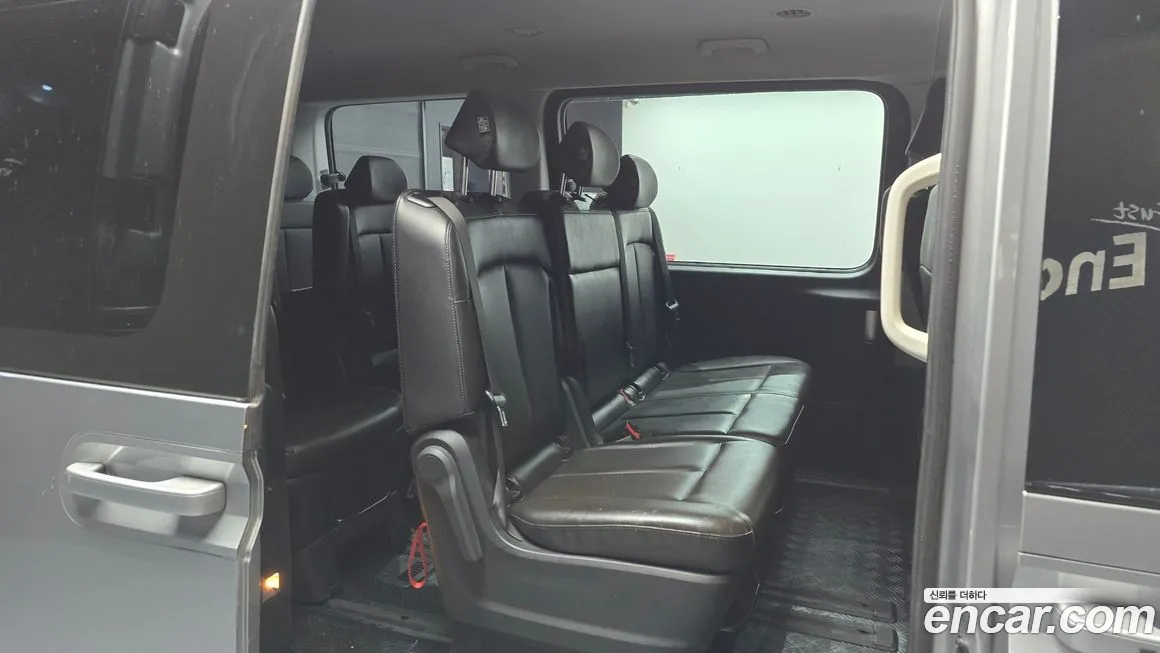 Hyundai Staria 2021 Серебряный из Кореи, фото 3