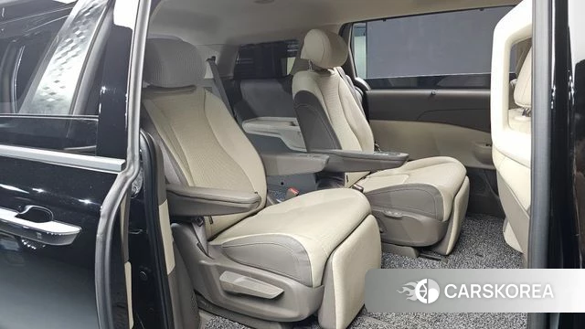 Kia The New Carnival 4th Generation 2025 Черный из Кореи, фото 3