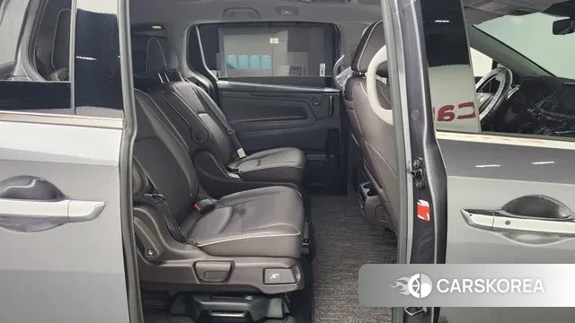 Honda Odyssey 2022 Серый из Кореи, фото 3