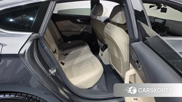 Audi A5 (F5) 2023 Серый из Кореи, фото 3