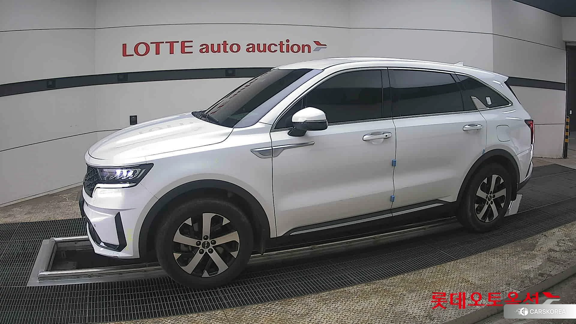 Kia Sorento 2023 Snow White Pearl (optional) из Кореи, фото 3