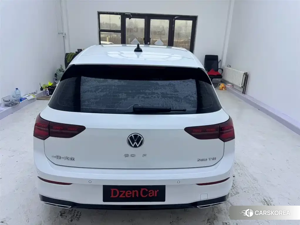 Volkswagen Golf 2022 Белый из Китая, фото 3