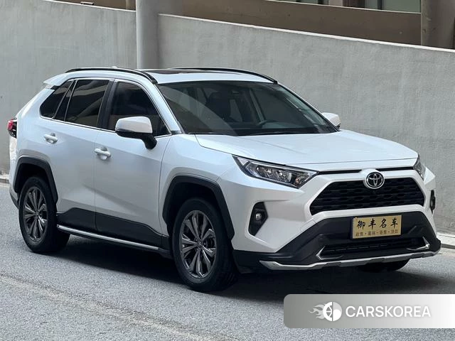 Toyota RAV4 Rongfang 2024 Белый из Китая, фото 3