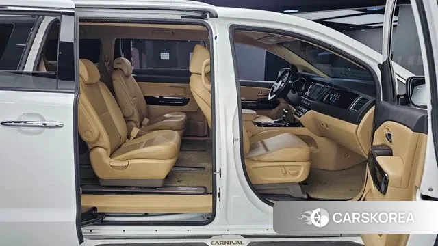 Kia The New Carnival 2018 Белый из Кореи, фото 3