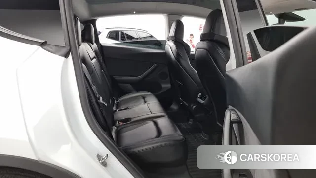 Tesla Model Y 2021 Белый из Кореи, фото 3