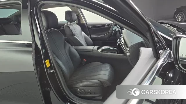 Genesis G80 (RG3) 2022 Черный из Кореи, фото 3