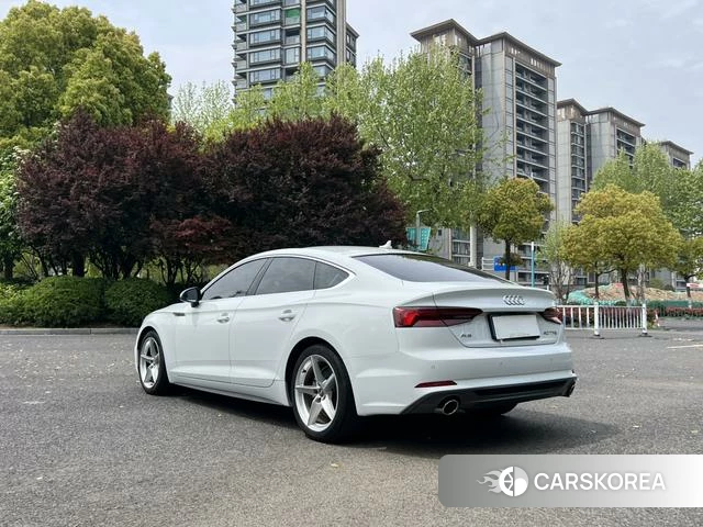 Audi A5 2019 Белый из Китая, фото 3