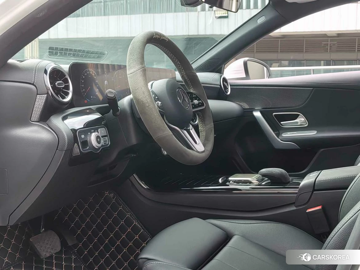 Mercedes-Benz Class A 2021 Белый из Китая, фото 3