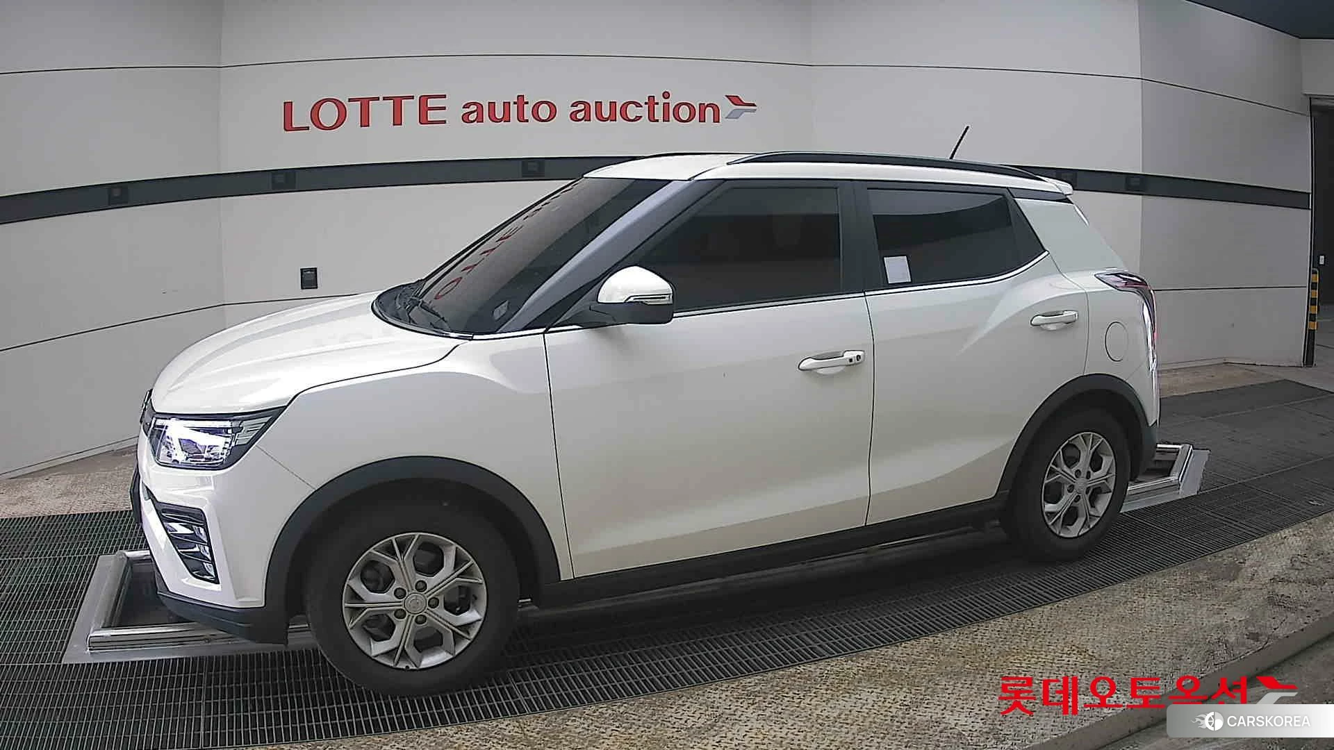 SsangYong Tivoli 2022 Grand White из Кореи, фото 3