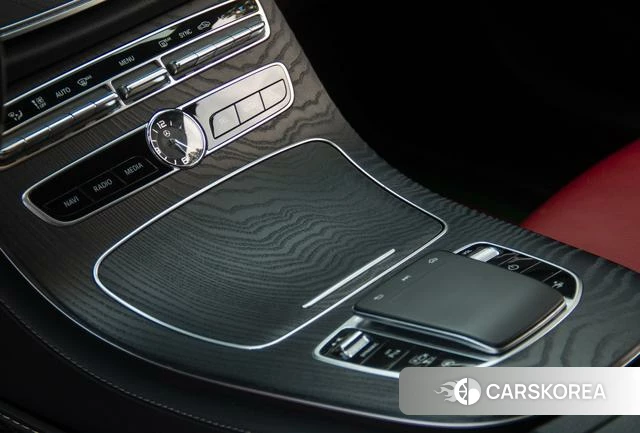 Mercedes-Benz E-class (imported) 2020 Зеленый из Китая, фото 3