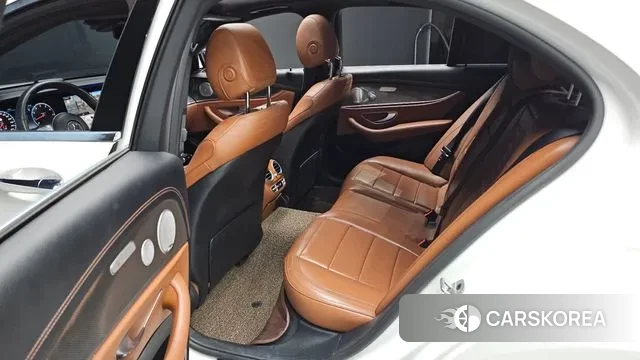 Mercedes-Benz E-Class W213 2020 Белый из Кореи, фото 3