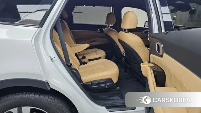 Kia Sorento 4th Generation 2023 Белый из Кореи, фото 3