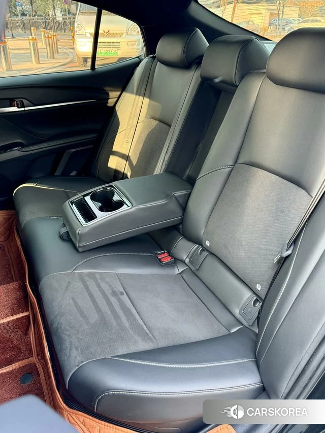 Toyota Camry 2025 Черный из Китая, фото 3