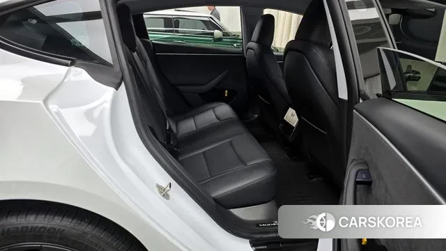 Tesla Model 3 2024 Белый из Кореи, фото 3