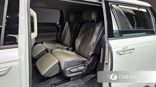 Kia The New Carnival 4th Generation 2025 Белый из Кореи, фото 3