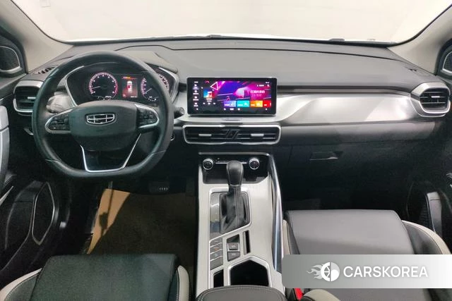 Geely Automobile Binyue 2020 Белый из Китая, фото 3