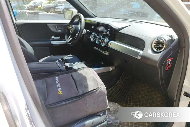 Mercedes-Benz GLB 2021 Белый из Китая, фото 3