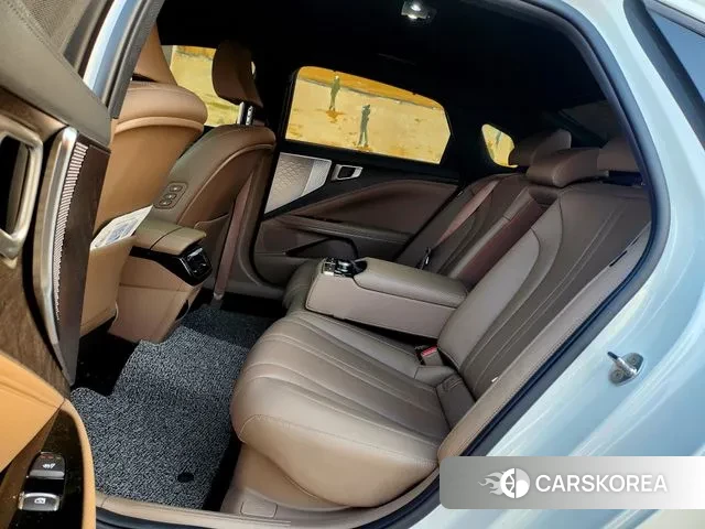 Kia K8 Hybrid 2022 Белый из Кореи, фото 3