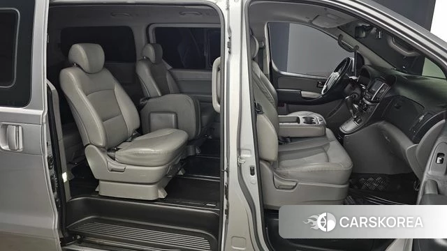 Hyundai The New Grand Starex 2019 Серебряный из Кореи, фото 3