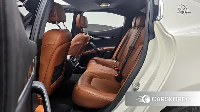 Maserati Ghibli 2020 Белый из Кореи, фото 3