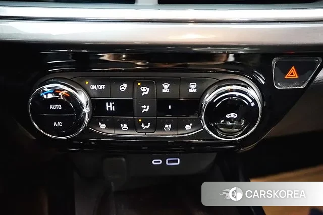 Chevrolet (GM Daewoo) Trax Crossover 2025 Серый из Кореи, фото 3