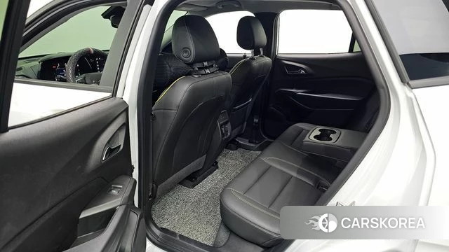Chevrolet (GM Daewoo) Trax Crossover 2023 Белый из Кореи, фото 3