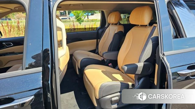 Kia Carnival 4th generation 2023 Черный из Кореи, фото 3