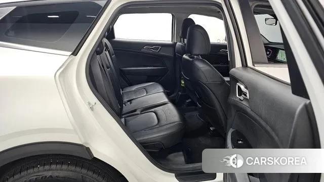 Kia Sportage 5th Generation 2022 Белый из Кореи, фото 3