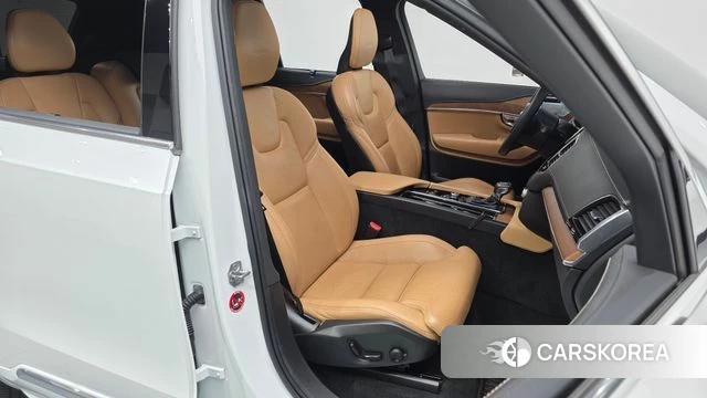 Volvo XC90 second Generation 2019 Белый из Кореи, фото 3