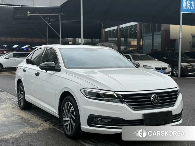 Volkswagen Lavida 2022 Белый из Китая, фото 3