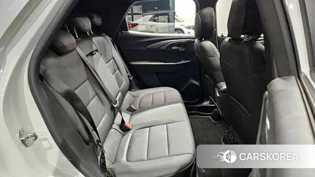 Chevrolet (GM Daewoo) Trailblazer 2022 Белый из Кореи, фото 3