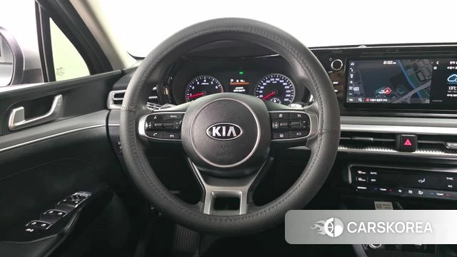 Kia K5 3rd generation 2021 Серебряный из Кореи, фото 3