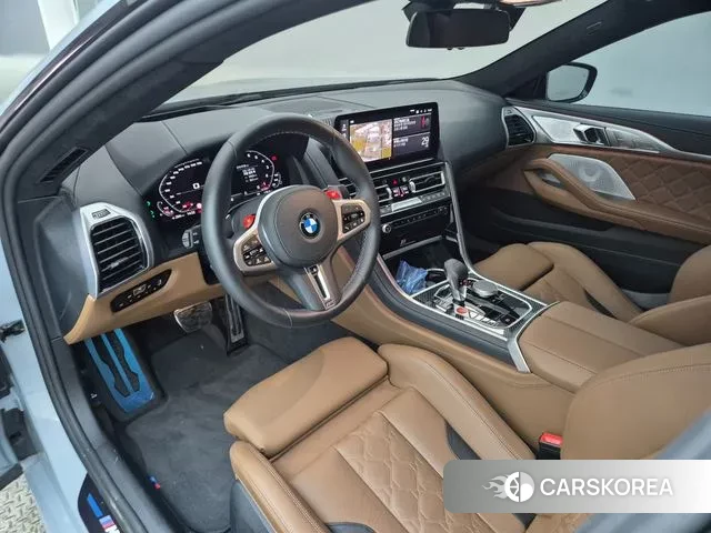 BMW M8 (G15) 2024 Серебристо-серый из Кореи, фото 3