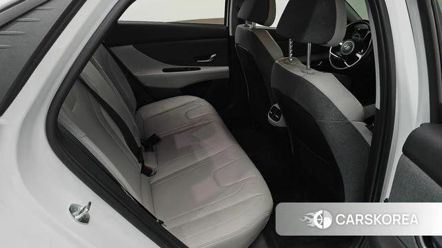 Hyundai Avante (CN7) 2022 Белый из Кореи, фото 3