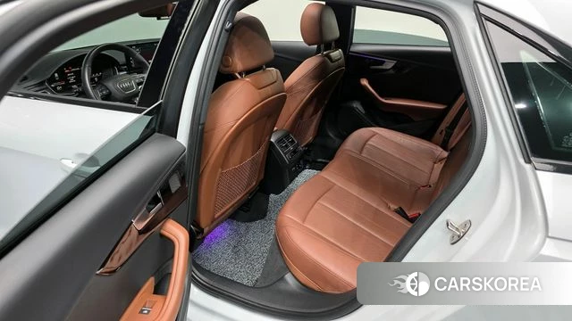 Audi A4 (B9) 2022 Белый из Кореи, фото 3