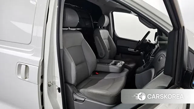 Hyundai The New Grand Starex 2020 Белый из Кореи, фото 3