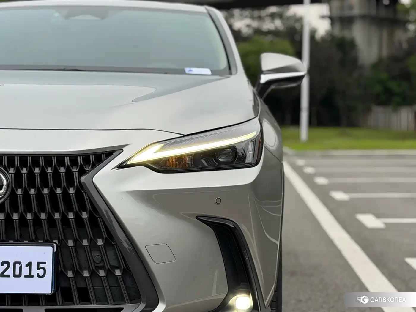 Lexus NX 2022 Silver/gray из Китая, фото 3