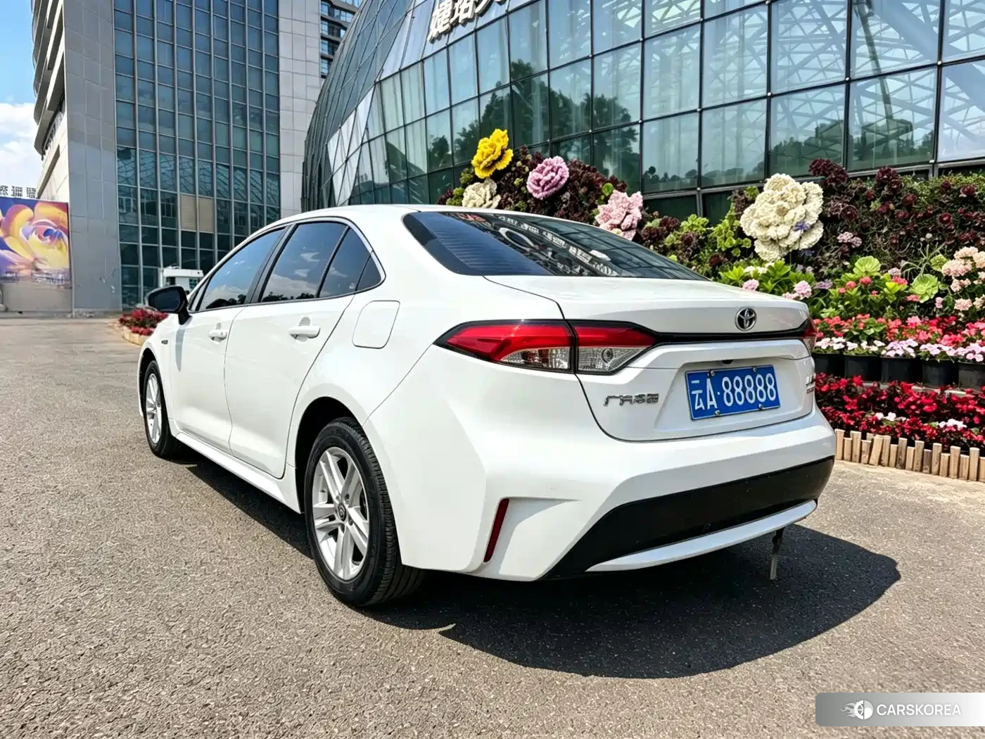 Toyota Levin 2022 Белый из Китая, фото 3