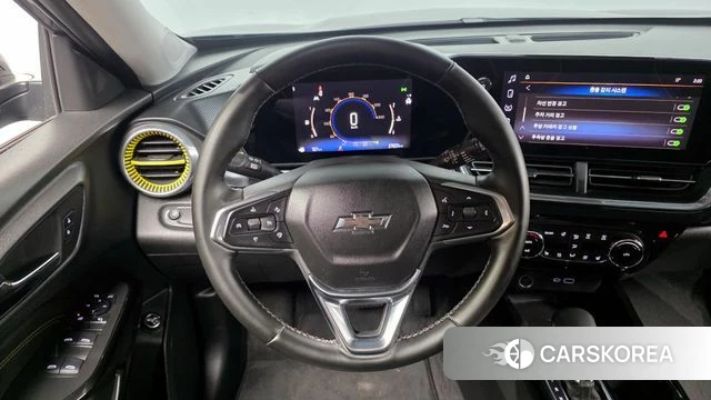 Chevrolet (GM Daewoo) Trax Crossover 2023 Черный из Кореи, фото 3