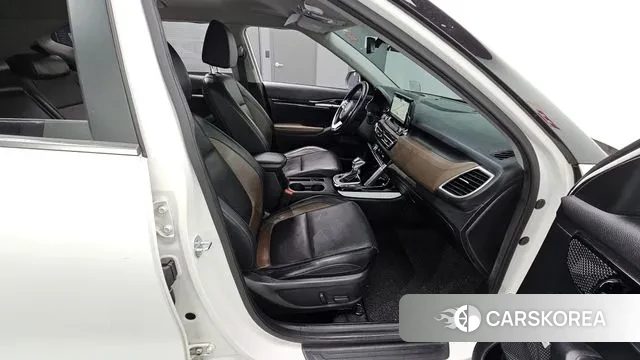 Kia Seltos 2019 Белый из Кореи, фото 3