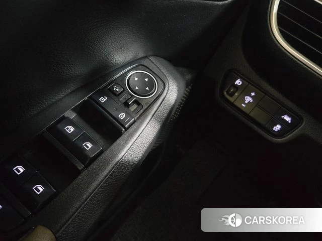 Kia Seltos 2020 Серый из Кореи, фото 3