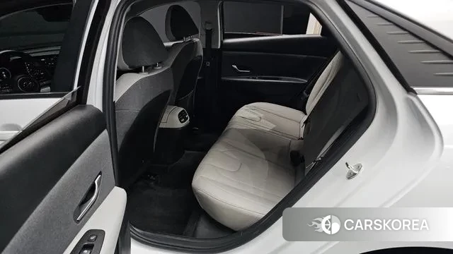 Hyundai Avante (CN7) 2022 Белый из Кореи, фото 3