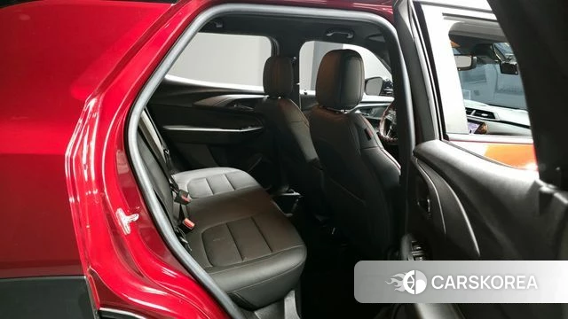 Chevrolet (GM Daewoo) Trailblazer 2022 Красный из Кореи, фото 3