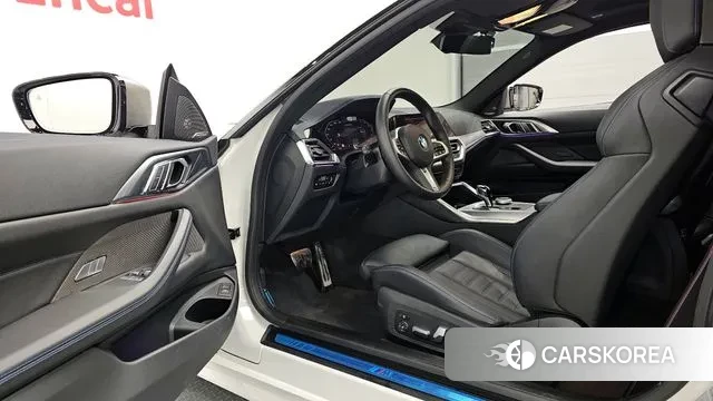 BMW 4 Series (G22) 2022 Белый из Кореи, фото 3