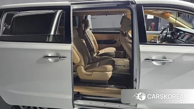 Kia The New Carnival 2019 Белый из Кореи, фото 3