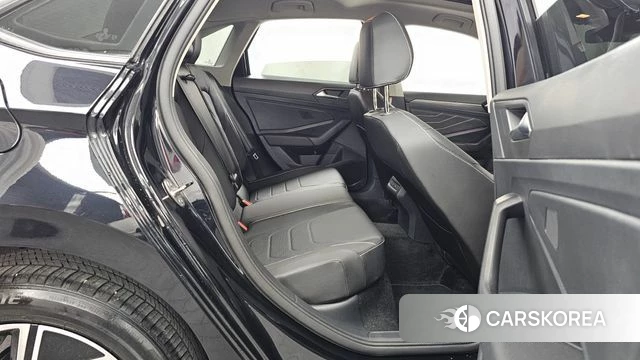 Volkswagen 7th Generation of Jetta 2024 Черный из Кореи, фото 3