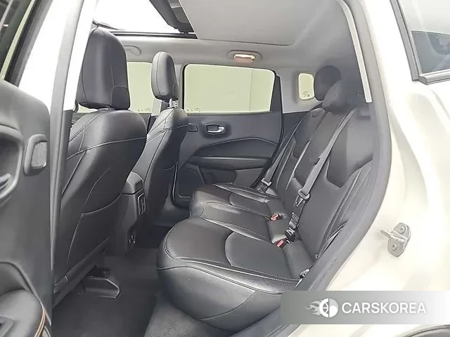 Jeep Compass 2nd Generation 2019 Белый из Кореи, фото 3