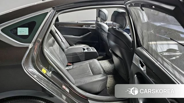 Genesis G80 2018 Черный из Кореи, фото 3