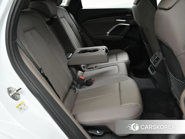 Audi Q5 (80A) 2025 Белый из Кореи, фото 3