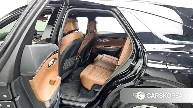 Genesis GV70 2022 Черный из Кореи, фото 3